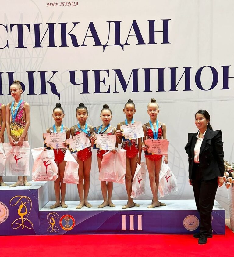 Астана қаласының ашық чемпионатында 
иеленген “Жеңіс” командасы.
Құрамында:
Бола…