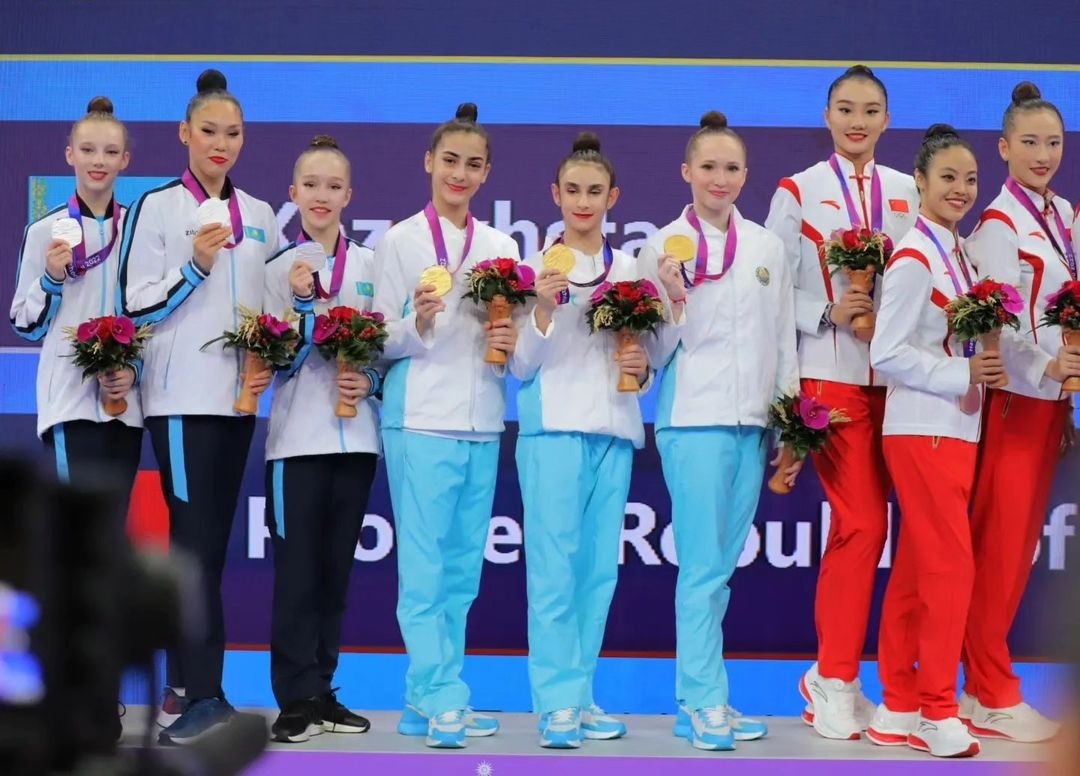 На Азиатских играх-2022 в Ханчжоу (КНР) завершились соревнования по художественной гимнастике в командном многоборье.